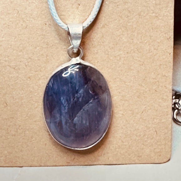 925 Sterling Silver Plated & Amethyst Stone/Crystal Oval Pendant EUC - Picture 2 of 11